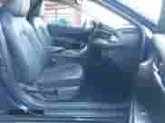 2022 Toyota Camry SE z VIN 4T1T11AK6NU700326, wystawiony jako IAAI lot #43065109 z przebiegiem 113 890 mil mil oraz . Historia ofert i sprzedaży dostępna na DreamBid. Obrazek 5.