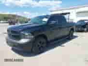 2022 Ram 1500 Tradesman z VIN 3C6RR7KG8NG341169, wystawiony jako IAAI lot #42082810 z przebiegiem 30 498 mil mil oraz . Historia ofert i sprzedaży dostępna na DreamBid. Obrazek 17.