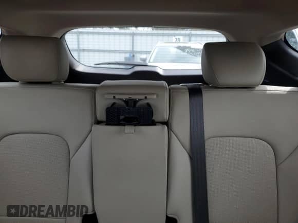 2018 Hyundai Santa Fe 2.4L with VIN 5XYZUDLB1JG504486, listed as a Copart auction lot 82039555 with 72,685 mi miles and Salvage title. Bid and sale history available at DreamBid. Image 10.