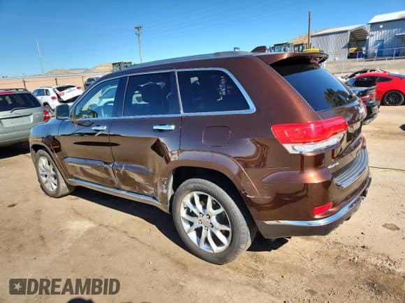 2014 Jeep Grand Cherokee Summit с VIN 1C4RJFJG1EC276194, выставлен на аукционе Copart как лот 86811285 с пробегом 139 471 миль миль и Списание • Salvage title. История ставок и продаж доступна на DreamBid. Изображение 2.
