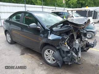 2016 Chevrolet Sonic LT с VIN 1G1JC5SH2G4140297, выставлен на аукционе IAAI как лот 42628207 с пробегом 113 185 миль миль и . История ставок и продаж доступна на DreamBid. Изображение 1.
