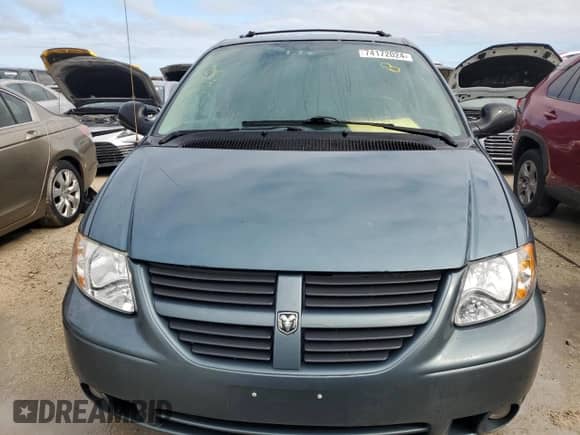 2005 Dodge Caravan SXT с VIN 2D4GP44L05R438748, выставлен на аукционе Copart как лот 74172024 с пробегом 79 944 миль миль и Списание • Salvage title. История ставок и продаж доступна на DreamBid. Изображение 5.