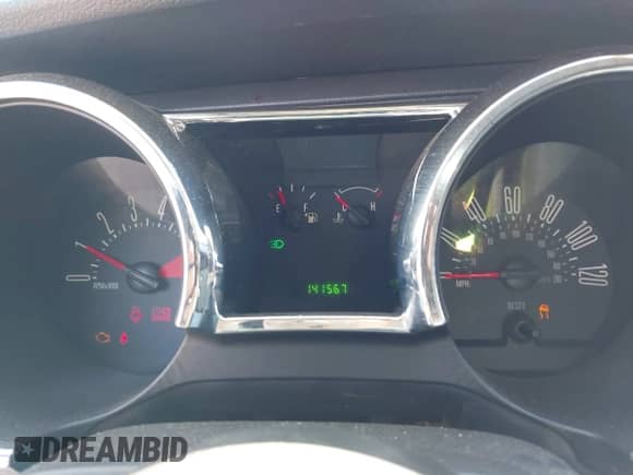 2008 Ford Mustang Deluxe with VIN 1ZVHT80NX85209374, listed as a IAAI auction lot 43254062 with 141,567 mi miles and . Bid and sale history available at DreamBid. Image 7.