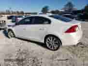 2018 Volvo S60 Inscription Platinum с VIN LYV402HMXJB173940, выставлен на аукционе Copart как лот 79172763 с пробегом 84 912 миль миль и . История ставок и продаж доступна на DreamBid. Изображение 2.