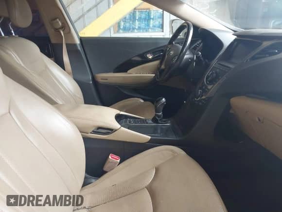 2013 Hyundai Azera с VIN KMHFH4JG6DA245483, выставлен на аукционе IAAI как лот 43536359 с пробегом 163 921 миль миль и . История ставок и продаж доступна на DreamBid. Изображение 5.