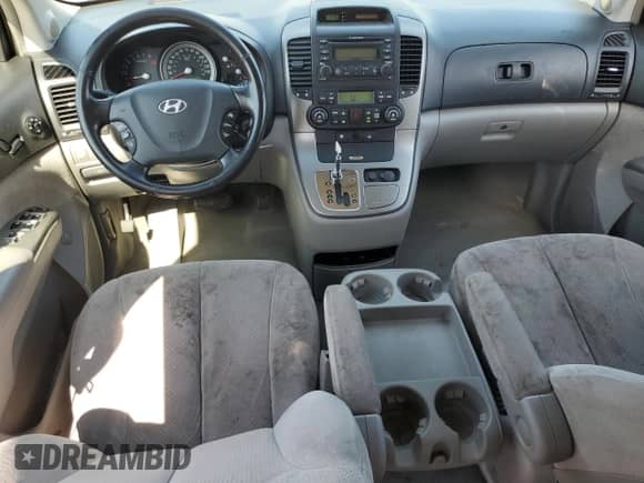 2007 Hyundai Entourage GLS с VIN KNDMC233976035993, выставлен на аукционе Copart как лот 47188275 с пробегом 241 369 миль миль и Списание • Salvage title. История ставок и продаж доступна на DreamBid. Изображение 8.