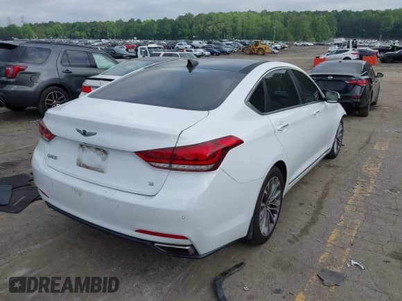 2016 Hyundai Genesis 3.8L с VIN KMHGN4JE7GU144080, выставлен на аукционе IAAI как лот 42275810 с пробегом 168 822 миль миль и . История ставок и продаж доступна на DreamBid. Изображение 4.