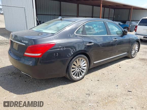 2014 Hyundai Equus Signature with VIN KMHGH4JH5EU089417, listed as a IAAI auction lot 42939834 with 86,073 mi miles and . Bid and sale history available at DreamBid. Image 4.