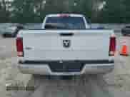 2018 Ram 1500 Tradesman z VIN 1C6RR6FT5JS188240, wystawiony jako Copart lot #55468155 z przebiegiem 94 829 mil mil oraz Szkoda całkowita • Salvage title. Historia ofert i sprzedaży dostępna na DreamBid. Obrazek 6.