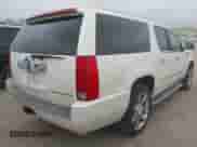 2008 Cadillac Escalade ESV с VIN 1GYFK668X8R119034, выставлен на аукционе IAAI как лот 42794609 с пробегом 239 284 миль миль и . История ставок и продаж доступна на DreamBid. Изображение 4.