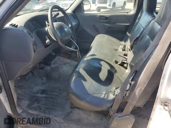 2003 Ford F-150 XL with VIN 1FTRX17W83NB84713, listed as a Copart auction lot 85822005 with 192,072 mi miles and Clean title. Bid and sale history available at DreamBid. Image 7.