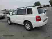 2002 Toyota Highlander с VIN JTEHF21A520042764, выставлен на аукционе Copart как лот 84029725 с пробегом 215 299 миль миль и Списание • Salvage title. История ставок и продаж доступна на DreamBid. Изображение 2.