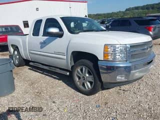 2013 Chevrolet Silverado 1500 LT z VIN 1GCRCSE06DZ256714, wystawiony jako IAAI lot #43160510 z przebiegiem 95 035 mil mil oraz . Historia ofert i sprzedaży dostępna na DreamBid. Obrazek 1.