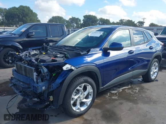 2024 Chevrolet Trax LS с VIN KL77LFE26RC132823, выставлен на аукционе IAAI как лот 42985130 с пробегом 58 692 миль миль и . История ставок и продаж доступна на DreamBid. Изображение 21.