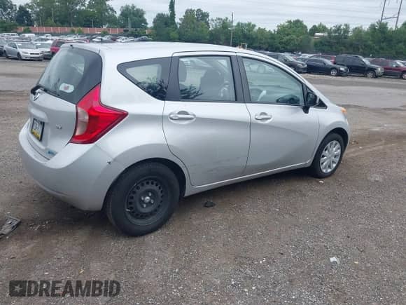2016 Nissan Note S with VIN 3N1CE2CP9GL398392, listed as a IAAI auction lot 43027245 with 125,030 mi miles and . Bid and sale history available at DreamBid. Image 4.