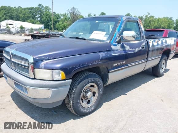 1994 Dodge 1500 z VIN 1B7HC16Y6RS542895, wystawiony jako IAAI lot #42686053 z przebiegiem 168 918 mil mil oraz . Historia ofert i sprzedaży dostępna na DreamBid. Obrazek 2.