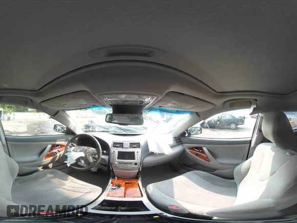 2011 Toyota Camry LE z VIN 4T1BF3EK1BU146529, wystawiony jako IAAI lot #42896635 z przebiegiem 187 022 mil mil oraz . Historia ofert i sprzedaży dostępna na DreamBid. Obrazek 19.