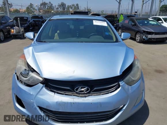 2012 Hyundai Elantra Limited с VIN KMHDH4AE5CU464938, выставлен на аукционе IAAI как лот 42572413 с пробегом 181 076 миль миль и . История ставок и продаж доступна на DreamBid. Изображение 12.