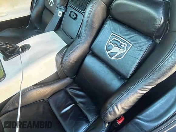 1998 Dodge Viper GTS with VIN 1B3ER69E9WV400794, listed as a Copart auction lot 77387894 with 82,471 mi miles and Clean title. Bid and sale history available at DreamBid. Image 6.