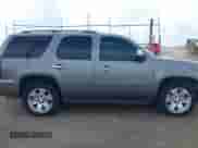 2007 Chevrolet Tahoe LS with VIN 1GNFC13C87R399010, listed as a IAAI auction lot 42681863 with 211,825 mi miles and . Bid and sale history available at DreamBid. Image 13.