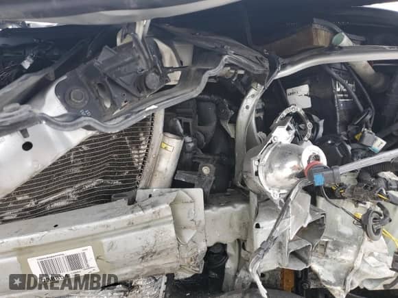 2018 Chevrolet Sonic Premier z VIN 1G1JF5SB6J4105479, wystawiony jako Copart lot #86638054 z przebiegiem Nie podano mil oraz Szkoda całkowita • Salvage title. Historia ofert i sprzedaży dostępna na DreamBid. Obrazek 13.