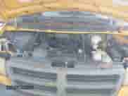 2000 Dodge Cargo z VIN 2B6LB31Z0YK180584, wystawiony jako IAAI lot #42722899 z przebiegiem 93 863 mil mil oraz . Historia ofert i sprzedaży dostępna na DreamBid. Obrazek 10.