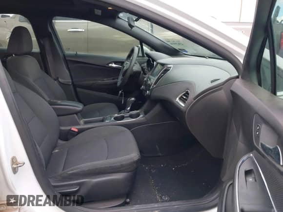 2016 Chevrolet Cruze LT with VIN 1G1BE5SM6G7321915, listed as a IAAI auction lot 43029536 with 186,949 mi miles and . Bid and sale history available at DreamBid. Image 5.