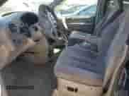 2002 Dodge Caravan Sport с VIN 2B8GP443X2R512522, выставлен на аукционе Copart как лот 69896714 с пробегом 190 869 миль миль и Списание • Salvage title. История ставок и продаж доступна на DreamBid. Изображение 7.