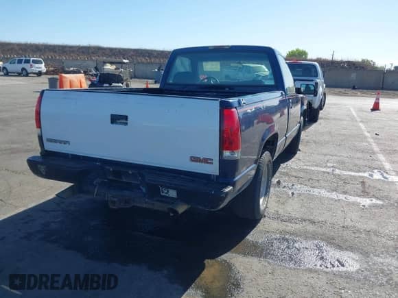 1995 GMC Sierra 1500 с VIN 1GTEC14H1SZ506910, выставлен на аукционе IAAI как лот 42905731 с пробегом 361 784 миль миль и . История ставок и продаж доступна на DreamBid. Изображение 4.
