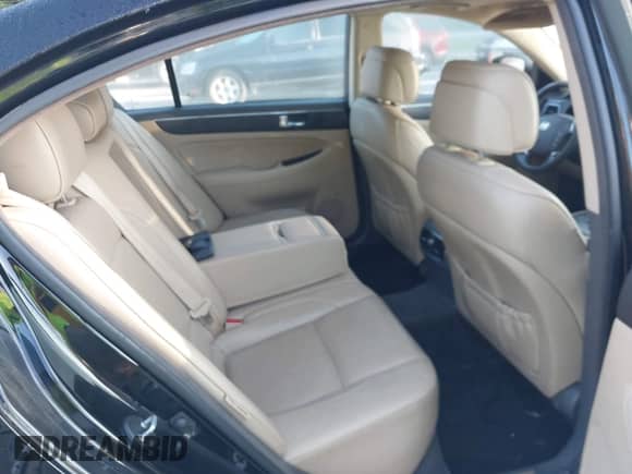 2009 Hyundai Genesis with VIN KMHGC46E69U041038, listed as a IAAI auction lot 42814164 with 159,407 mi miles and . Bid and sale history available at DreamBid. Image 8.