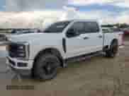2025 Ford F-250 XL with VIN 1FT8W2BN1SEC62881, listed as a Copart auction lot 62568125 with 6,109 mi miles and Salvage title. Bid and sale history available at DreamBid. Image 1.