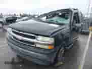 2005 Chevrolet Tahoe Z71 z VIN 1GNEC13T15R205653, wystawiony jako IAAI lot #41808672 z przebiegiem 210 261 mil mil oraz . Historia ofert i sprzedaży dostępna na DreamBid. Obrazek 2.