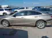 2022 Chevrolet Malibu LT z VIN 1G1ZD5ST2NF118290, wystawiony jako IAAI lot #43086300 z przebiegiem 53 828 mil mil oraz . Historia ofert i sprzedaży dostępna na DreamBid. Obrazek 14.