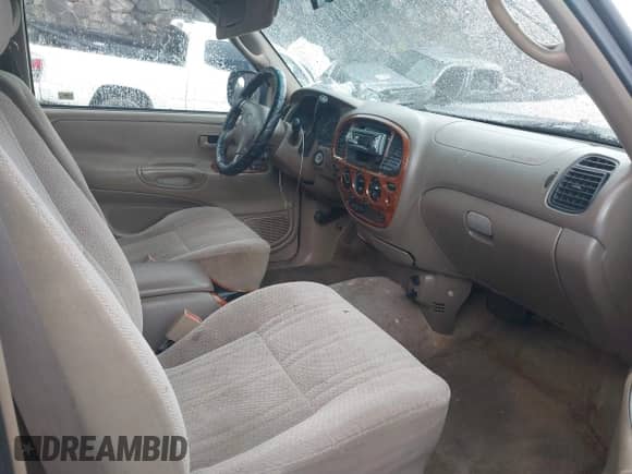 2001 Toyota Tundra Limited z VIN 5TBBT48131S129314, wystawiony jako IAAI lot #42419214 z przebiegiem 169 024 mil mil oraz . Historia ofert i sprzedaży dostępna na DreamBid. Obrazek 5.