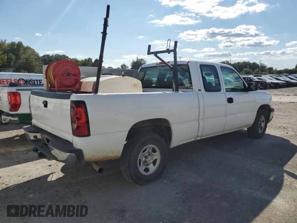2004 Chevrolet Silverado 1500 LS with VIN 1GCEC19X94Z210973, listed as a Copart auction lot 71203325 with 208,765 mi miles and Clean title. Bid and sale history available at DreamBid. Image 3.