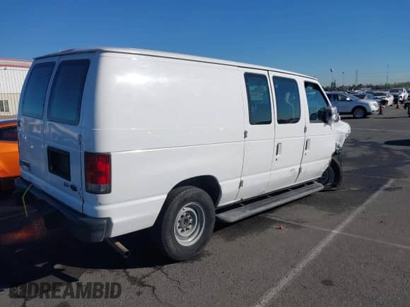 2012 Ford Econoline Cargo Recreational с VIN 1FTNE2EW9CDA34158, выставлен на аукционе IAAI как лот 41491728 с пробегом Не указан миль и . История ставок и продаж доступна на DreamBid. Изображение 4.