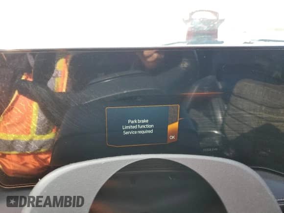 2024 Ford Mustang EcoBoost Premium z VIN 1FAGP8UH0R5123487, wystawiony jako Copart lot #86224955 z przebiegiem 33 358 mil mil oraz Nie do naprawy • Non repairable. Historia ofert i sprzedaży dostępna na DreamBid. Obrazek 9.