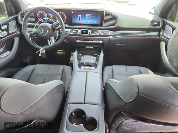 2024 Mercedes-Benz GLS 580 z VIN 4JGFF8FE6RB226910, wystawiony jako Copart lot #59205985 z przebiegiem 8 161 mil mil oraz Szkoda całkowita • Salvage title. Historia ofert i sprzedaży dostępna na DreamBid. Obrazek 8.