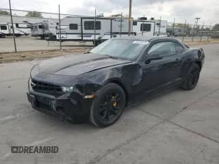 2010 Chevrolet Camaro LS z VIN 2G1FE1EV8A9173903, wystawiony jako Copart lot #81220895 z przebiegiem 74 282 mil mil oraz Szkoda całkowita • Salvage title. Historia ofert i sprzedaży dostępna na DreamBid. Obrazek 1.