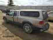 1999 Chevrolet S-10 LS с VIN 1GCDT19X1X8201870, выставлен на аукционе Copart как лот 49595355 с пробегом 98 268 миль миль и Чистый • Clean title. История ставок и продаж доступна на DreamBid. Изображение 2.