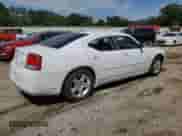2010 Dodge Charger SXT z VIN 2B3CA3CV1AH257542, wystawiony jako Copart lot #71813644 z przebiegiem 164 672 mil mil oraz Szkoda całkowita • Salvage title. Historia ofert i sprzedaży dostępna na DreamBid. Obrazek 3.