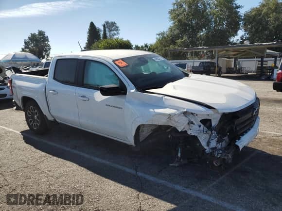 2023 Chevrolet Colorado 4WD Z71 with VIN 1GCPTDEK4P1219863, listed as a Copart auction lot 69620765 with 21,536 mi miles and Salvage title. Bid and sale history available at DreamBid. Image 4.