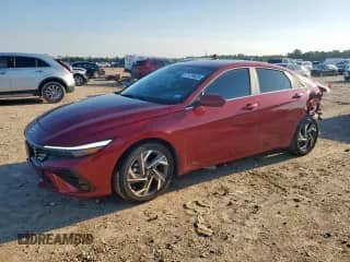 2025 Hyundai Elantra SEL Convenience с VIN KMHLS4DGXSU932123, выставлен на аукционе Copart как лот 71728025 с пробегом 12 125 миль миль и Списание • Salvage title. История ставок и продаж доступна на DreamBid. Изображение 1.