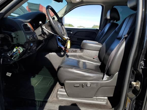 2011 Chevrolet Silverado 2500HD LTZ with VIN 1GC1KYC87BF143073, listed as a Copart auction lot 55778655 with 75,657 mi miles and Salvage title. Bid and sale history available at DreamBid. Image 7.