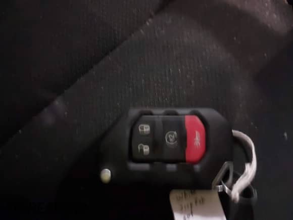 2021 Jeep Wrangler Unlimited Sahara с VIN 1C4HJXEG2MW655357, выставлен на аукционе IAAI как лот 41724695 с пробегом 37 644 миль миль и . История ставок и продаж доступна на DreamBid. Изображение 11.