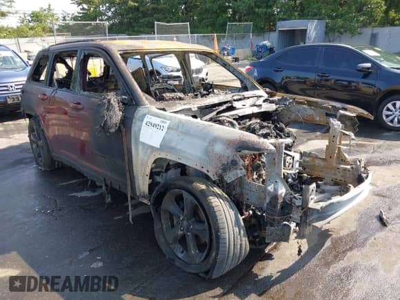 2023 Jeep Grand Cherokee Limited with VIN 1C4RJHBG0PC504859, listed as a IAAI auction lot 42949212 with 20,500 mi miles and . Bid and sale history available at DreamBid. Image 1.
