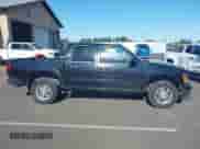 2011 Chevrolet Colorado 1LT z VIN 1GCHTCFE2B8115945, wystawiony jako IAAI lot #42314389 z przebiegiem 250 571 mil mil oraz . Historia ofert i sprzedaży dostępna na DreamBid. Obrazek 14.