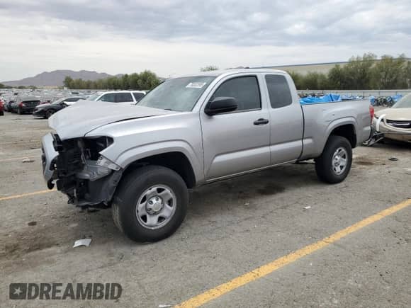 2018 Toyota Tacoma SR with VIN 5TFRX5GN8JX103662, listed as a Copart auction lot 70332395 with 38,906 mi miles and Salvage title. Bid and sale history available at DreamBid. Image 1.