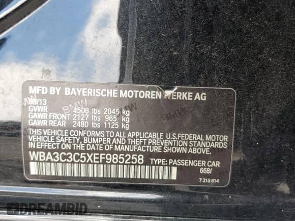 2014 BMW 3 Series 320i xDrive с VIN WBA3C3C5XEF985258, выставлен на аукционе Copart как лот 82362305 с пробегом 164 670 миль миль и Списание • Salvage title. История ставок и продаж доступна на DreamBid. Изображение 12.