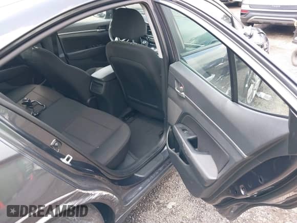 2020 Hyundai Elantra SEL with VIN 5NPD84LF4LH610914, listed as a IAAI auction lot 42722782 with 44,387 mi miles and . Bid and sale history available at DreamBid. Image 8.